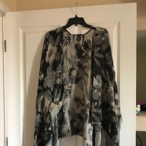 Mixit Reversible Floral Wrap